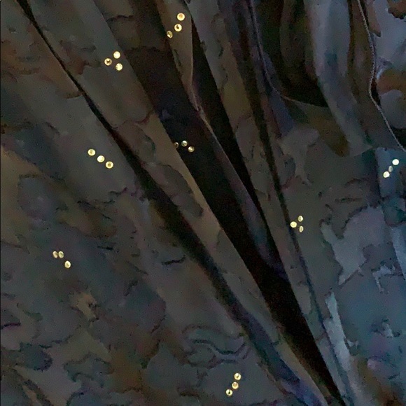 Boutique 100%silk crystal studs/evening/black tie - Picture 7 of 8